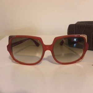 MICHAEL KORS 70’s inspired sunglasses